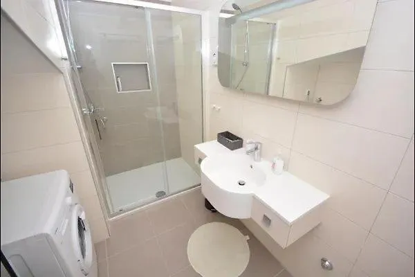 Komfortable Wohnung Mit Whirlpool Und Garten Turanj 0*,  Croatia
