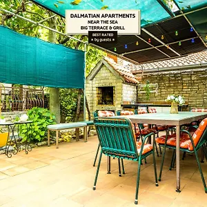 Rosa Apartament